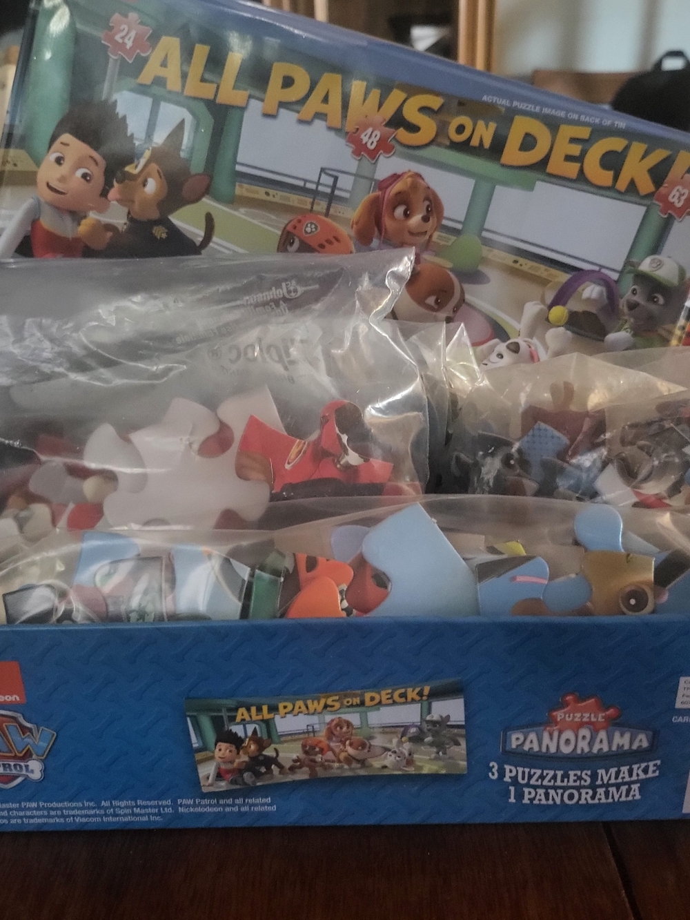 PAW Patrol All Paws on Deck! Tin - Puzzles Inside